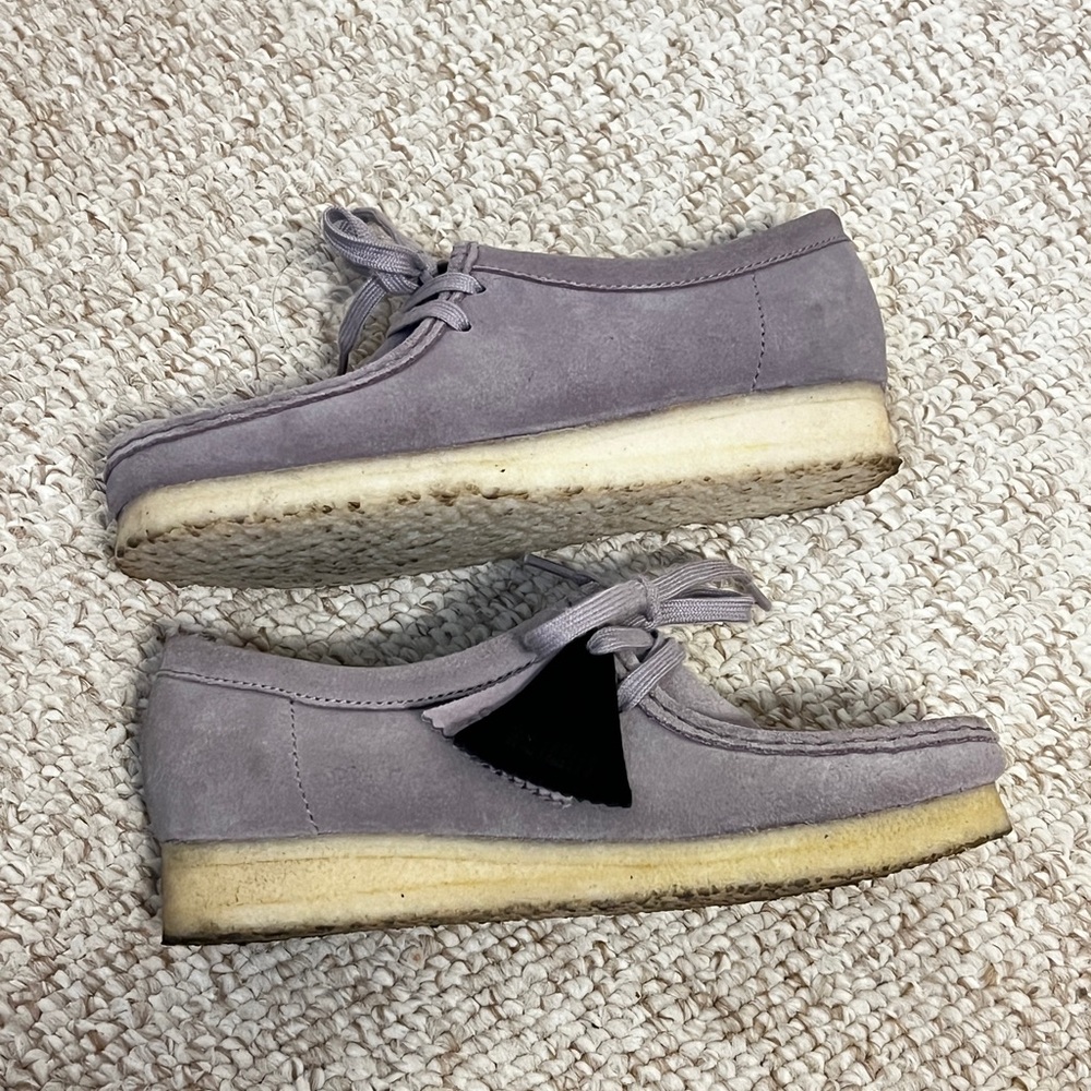 Clarks Lavender Wallabees Suede Lace-Up Flats
